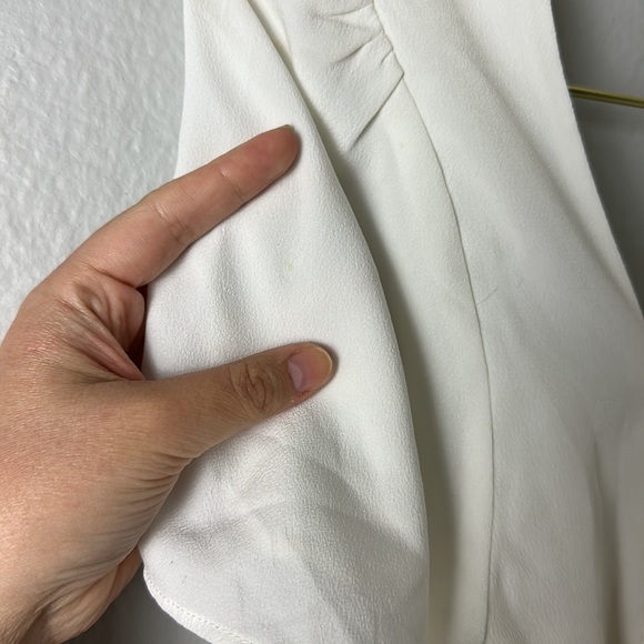 Abercrombie & Fitch White Ruched Flutter Sleeve Blouse - Picture 8 of 10